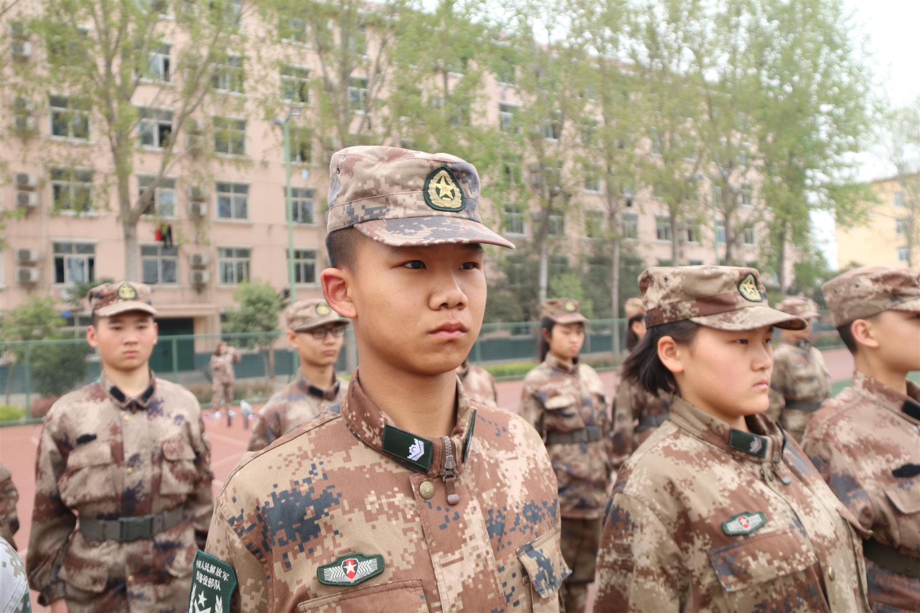 孩子青春期抑郁家长该怎么办 (孩子青春期抑郁父母焦虑)